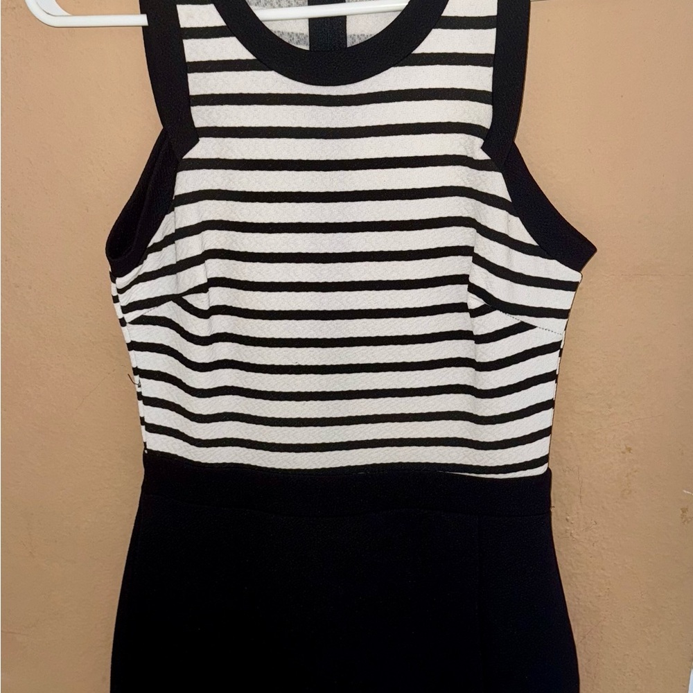 Soprano Black and White Sleeveless Jumpsuit